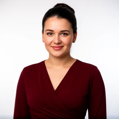 Людмила Полякова